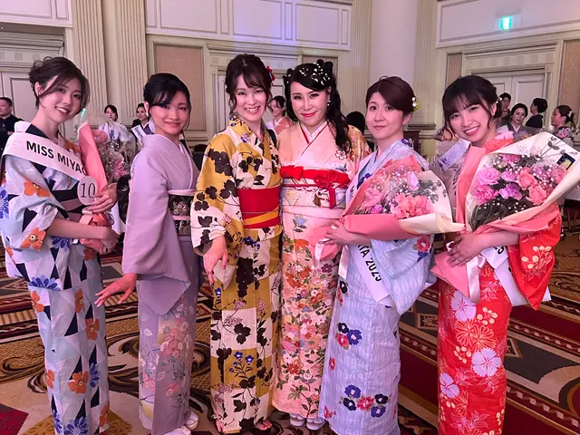 訪問美容歴29年信頼の仕上がり年中無休対応手ぶらでOK現金又はオンライン決済可サービスの画像