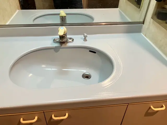 ★洗面ボウルの傷、ひび割れ補修、塗装★サービスの画像