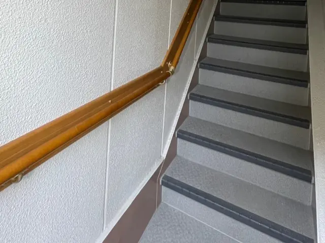 賃貸物件や高台住宅にも大人気！玄関周りの転倒対策にも◎サービスの画像