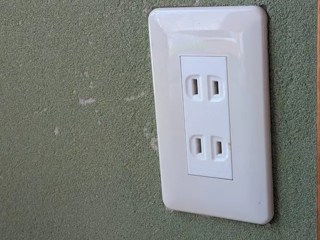 12年の電気工事実績！女性スタッフ同行可能で安心の自社施工とアフターサービス！サービスの画像