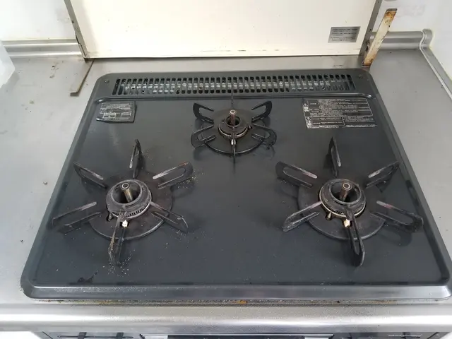 ベトベトの油汚れがピカピカになります！作業完了後キャッシュレス決済可！新座市発サービスの画像