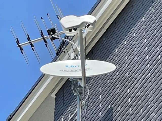 アンテナ本体も用意します。信頼の自社施工◎営業時間外も対応可◎安心安全な工事サービスの画像