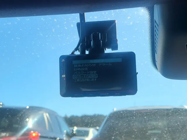 ドライブレコーダー取り付けサービスの画像