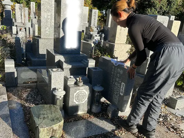 遠方・高齢の方も安心の丁寧なお墓参り代行サービス◇お墓の掃除とお参りを一括代行◇サービスの画像