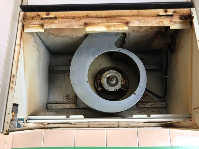 《年間1000件以上対応》しっかりと経験を積んだスタッフが丁寧に作業いたします。サービスの画像