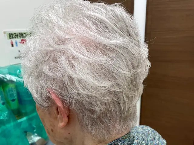 千葉市を中心に訪問カットをしてます。（ケアマネさんの仲介が必須）サービスの画像