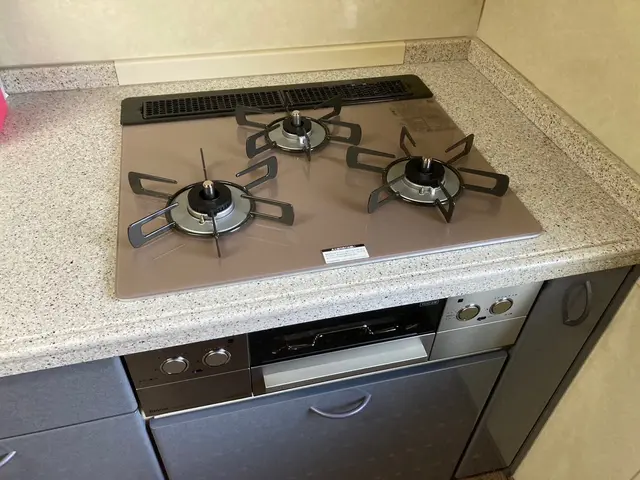 新しいコンロ選びなど、わからない事は相談下さい！問い合わせのみや相見積もりOK！サービスの画像