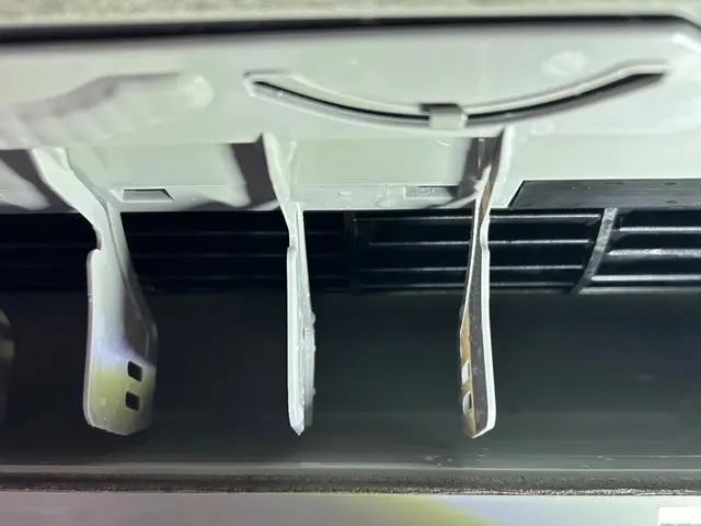 100％自社対応！損害保険加入済みで安心！訪問時の駐車場代は当店が負担します。サービスの画像