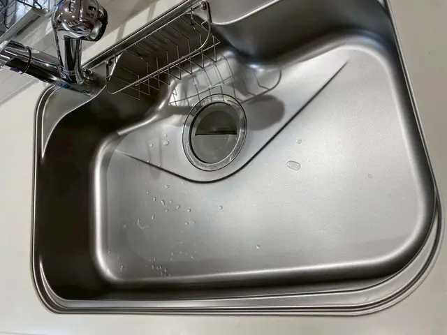 ギトギト油でもピカピカに！損害保険加入店☆サービスの画像