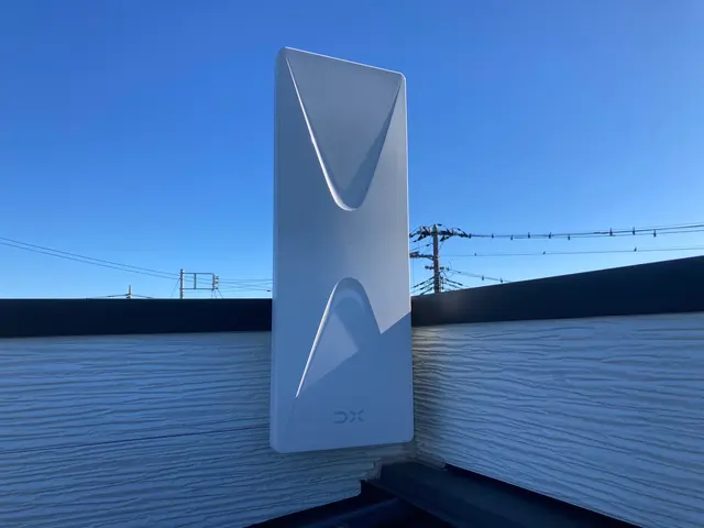 【高所作業費込み】★デザインアンテナ本体¥22,000-★夫が取付工事に伺いますサービスの画像