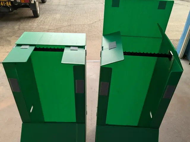 愛知県3店舗あり。低価格、安心、安全な作業をお約束します。2名～3名にて作業サービスの画像