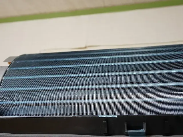 夫婦でご訪問 お掃除機能付エアコン　カード支払可能サービスの画像