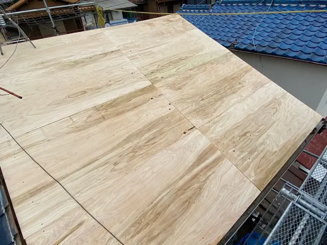 大手での経験豊富◎保証付き◎10年以上の信頼と実績、1000件以上の屋根修理！サービスの画像