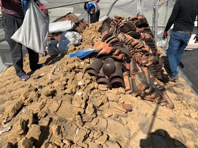 大手での経験豊富◎保証付き◎10年以上の信頼と実績、1000件以上の屋根修理！サービスの画像