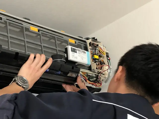 冬のエアコン使用前に☆出店記念実施中！実績10年以上・安心保険加入＆エコ洗剤使用サービスの画像