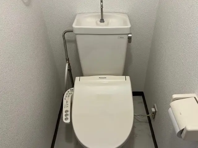 ウォシュレット取付なら【国家資格】である給水装置工事主任技術者にお任せ下さい！！サービスの画像