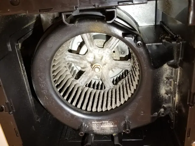 鏡ウロコ取り無料●カード決済、ペイペイ可●ハウスクリーニング士がお伺い　新座市発サービスの画像