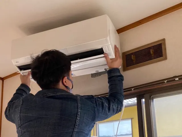 新設、エアコンの移設経験豊富♪取外・運搬可能店☆まずは写真みつもり☆サービスの画像