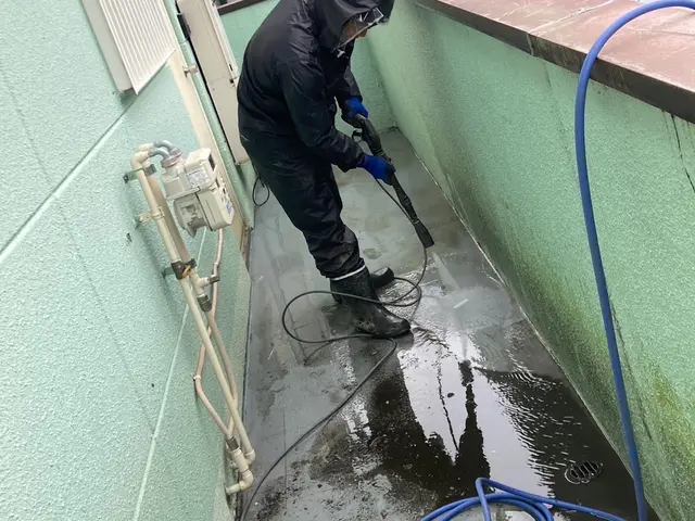 ☆カーポート、土間洗浄、ブロック塀などの外回り洗浄は弊社にお任せください！！！サービスの画像