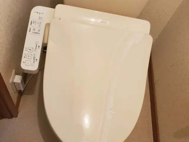 ☆無料駐車場ご用意で300円値引き　大手作業歴15年　損保加入　P当社負担サービスの画像