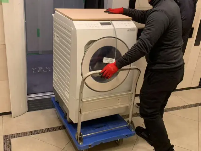 大阪市浪速区から伺います！家庭用の縦型式、ドラム式洗濯機は任せてください！サービスの画像