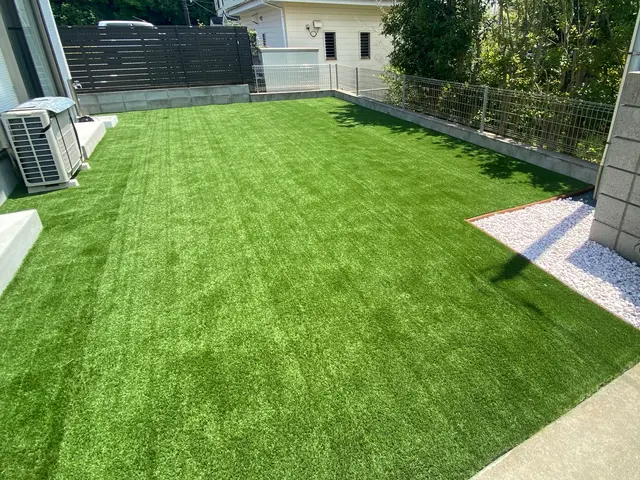 お庭の事なら何でも「サーフガーデン」にご相談下さい。私が責任を持って伺います。サービスの画像