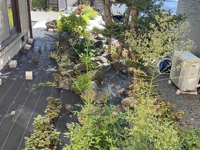 草むしり手作業サービスの画像