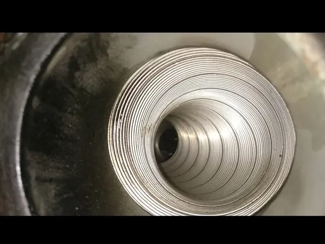 キッチン，浴室，トイレ，居室ダクト清掃　換気扇分解清掃サービスの画像