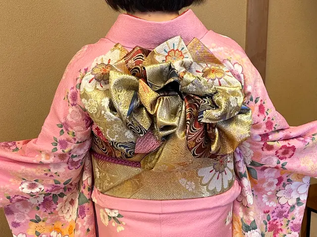 ☆着付け承ります☆2026成人式締切ました。卒園式卒業式お問い合わせください♪