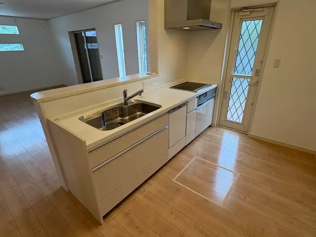 年末の大掃除を今からしちゃいましょう。今ならスケジュールに余裕がありますのでサービスの画像