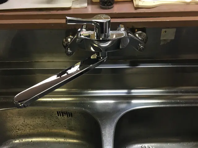 【地域密着店　自社施工】　丁寧に迅速な作業を心掛けてます！　損害保険加入してますサービスの画像