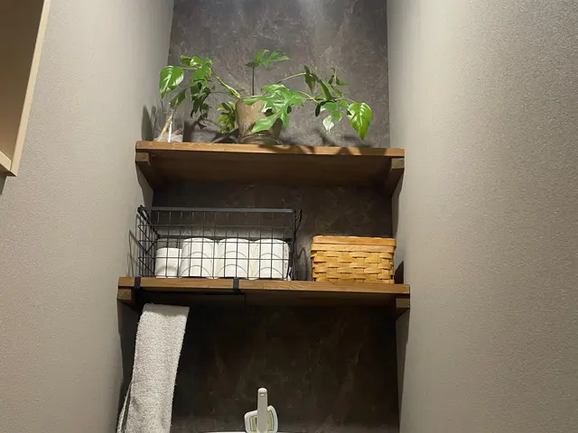 季節が変わる。空間が整う。壁から始まる、秋の美意識、ほんのり、あたたかくサービスの画像