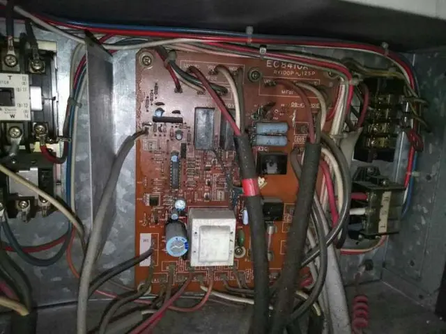 ワンちゃんネコちゃんOKです動物大好き光電設実績25年【ガス漏れ水漏れガス補充】サービスの画像