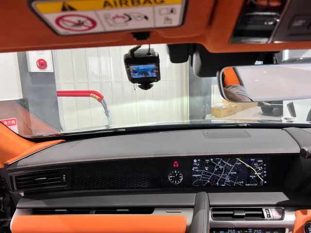 作業外注一切なし◎経験年数20年のベテラン店舗！親切・丁寧に対応いたします。サービスの画像