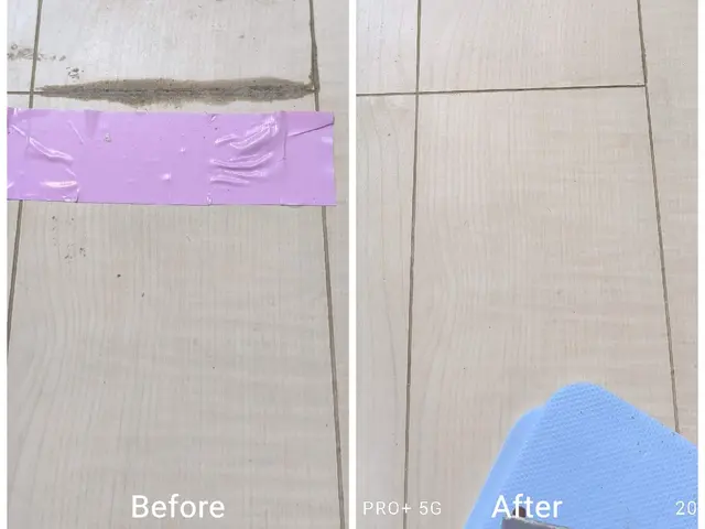 フローリング、ドアの引っ掻き傷、凹み、経年劣化など補修。気になる小キズは消える!サービスの画像