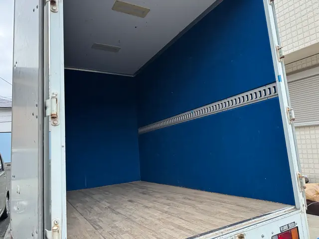 エアコン取り外し無料！遺品整理士の店長が1.5t箱車で訪問。ぜひお問い合わせを！サービスの画像