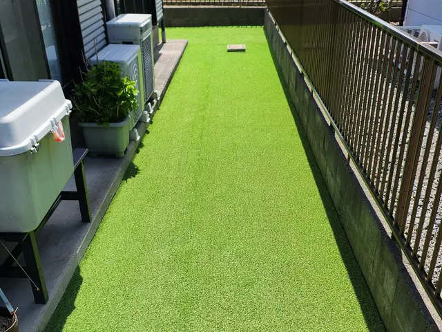 人工芝貼りサービスの画像