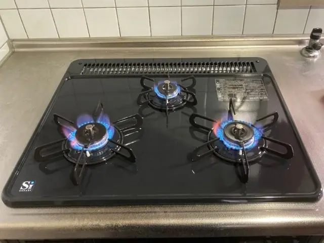 ビルトインコンロの交換ならアクア緊急水道メンテナンスまでご連絡下さい！！サービスの画像