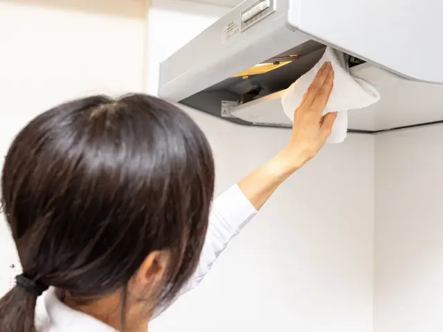 《おしどり夫婦の水回り掃除》女性お一人のご在宅でも安心です＠ラッシュワークスサービスの画像