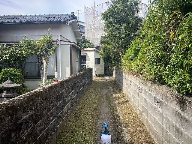 チョット待った！生垣の管理でお困りの方必見！ピシャっと気持ち良いお庭にしましょうサービスの画像