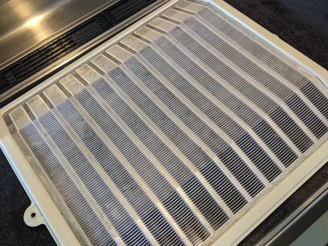 油汚れのベトベト…嫌ですよね…もう見たくない！そんなお客様の悩みもスッキリ解決！サービスの画像