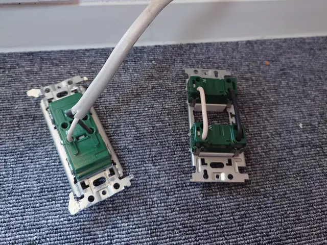 ただの壁が変わる！見せたくなるコンセントで、ワンランク上の空間に！サービスの画像