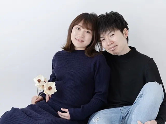 出張マタニティフォト　『お友達とフォト』も可能です♪サービスの画像