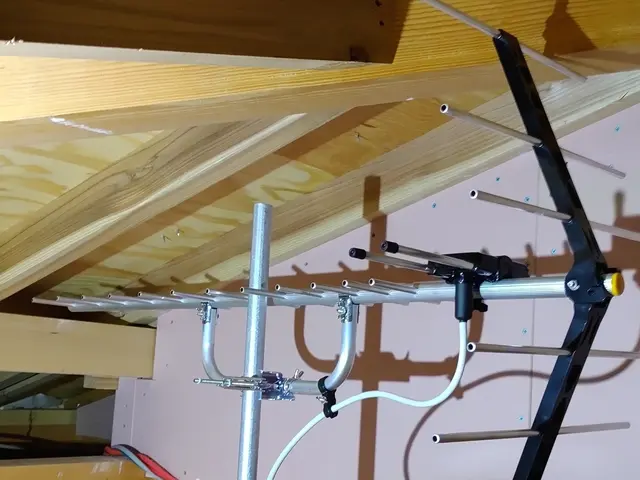 【屋根裏設置のパイオニア】★デザイン＋ブースター￥34800★屋根裏作業◎無料サービスの画像