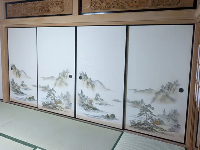 【ふすまの専門店】表具師の技術でご満足いただけるように心を込めて作業いたしますサービスの画像