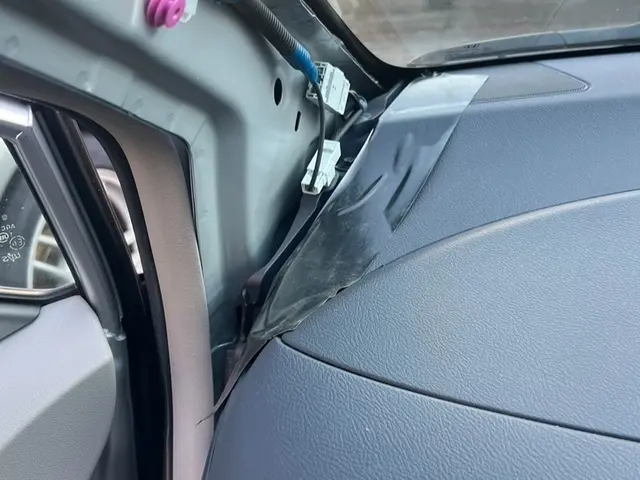 ドライブレコーダー取り付け1,000台以上の実績！大手自動車販売店出身者が対応！サービスの画像