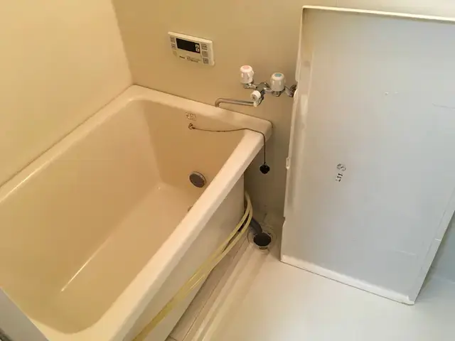 夫婦経営で安心！女性スタッフ同行可能な自社スタッフによる丁寧な5点セット完全清掃サービスの画像