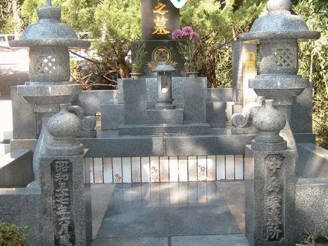 追加料金なし・保険加入済みで安心の墓石ケア専門店サービスの画像