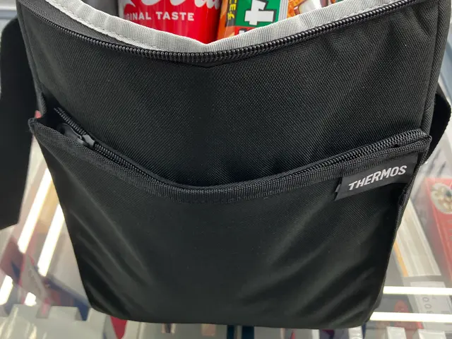 【冷凍・冷蔵対応車完備】買い物代行で地域貢献を、大型冷凍庫２台冷蔵庫４台完備サービスの画像