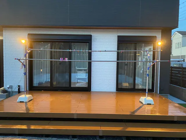 ウッドデッキメンテナンス塗装サービスの画像